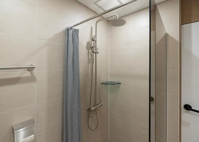 Us Gangseo Hwagok